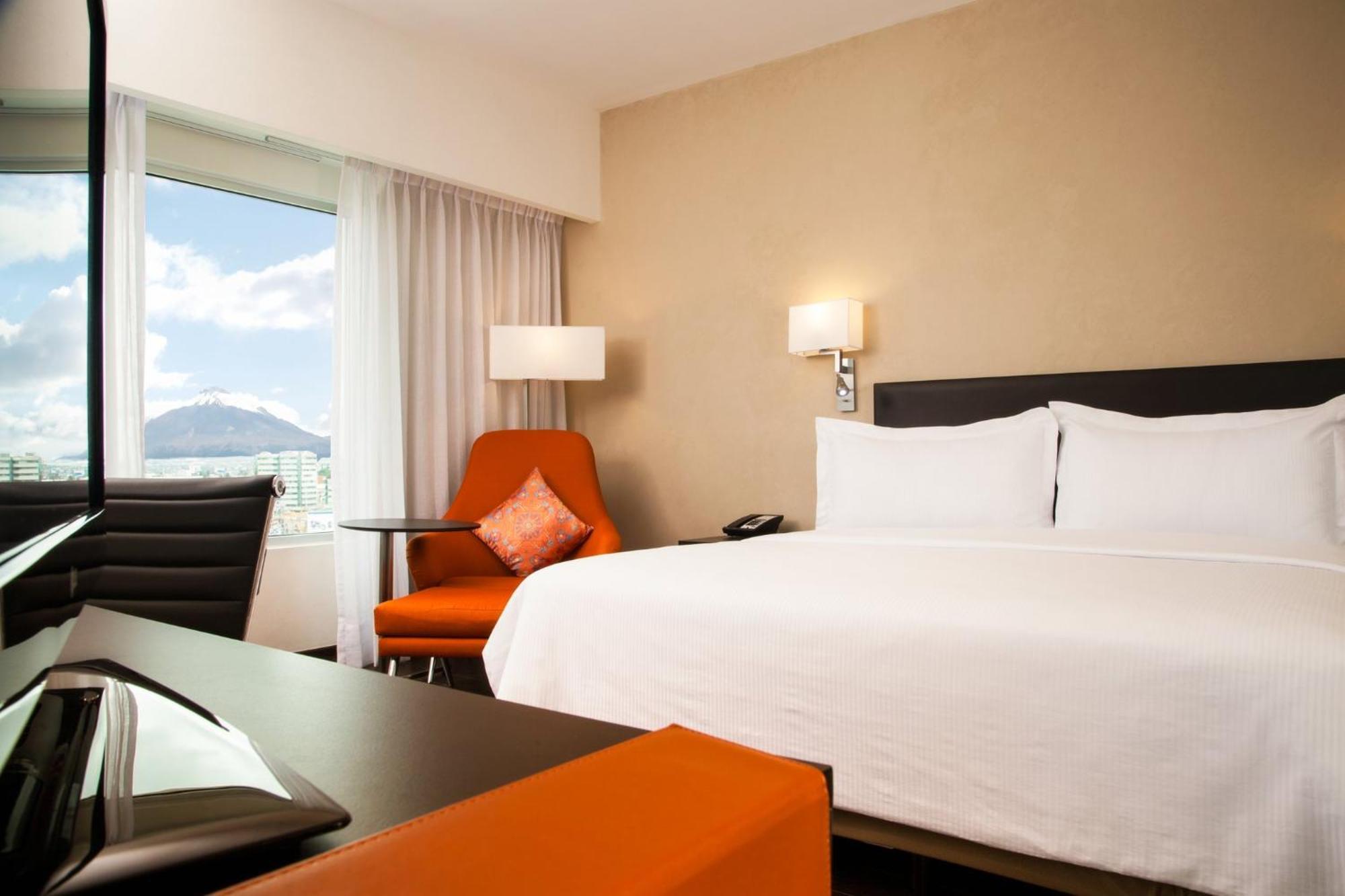 Fiesta Inn Puebla Las Animas Екстер'єр фото