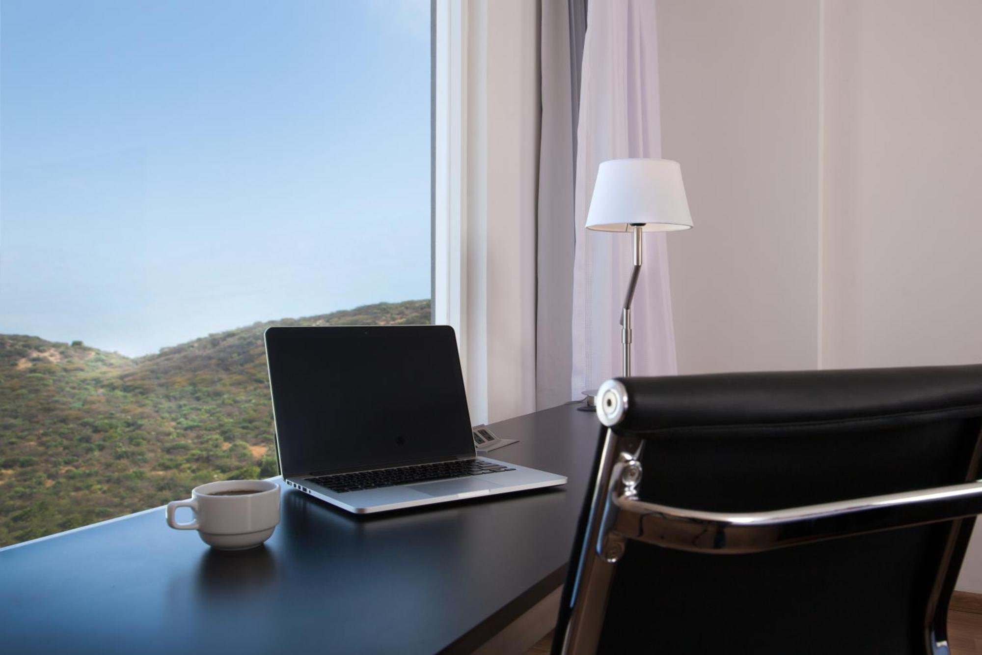 Fiesta Inn Puebla Las Animas Екстер'єр фото